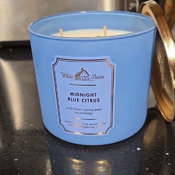 White Barn Other - White Barn Midnight Blue Citrus 3 Wick Candle